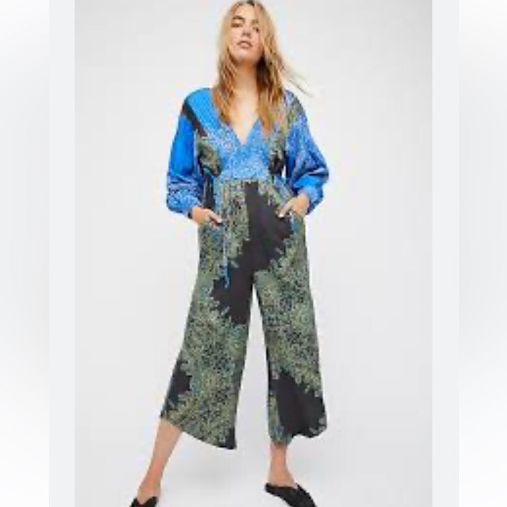 NEW Free People Blooming Fields Jumpsuit Blue.Size S